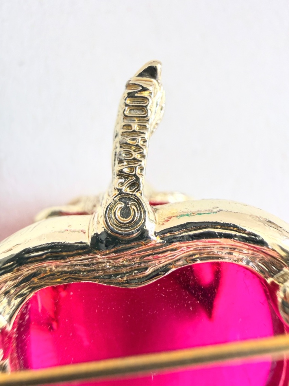 Vintage Sarah Coventry lucite pink apple jelly belly gold tone brooch pin back - Picture 2 of 10